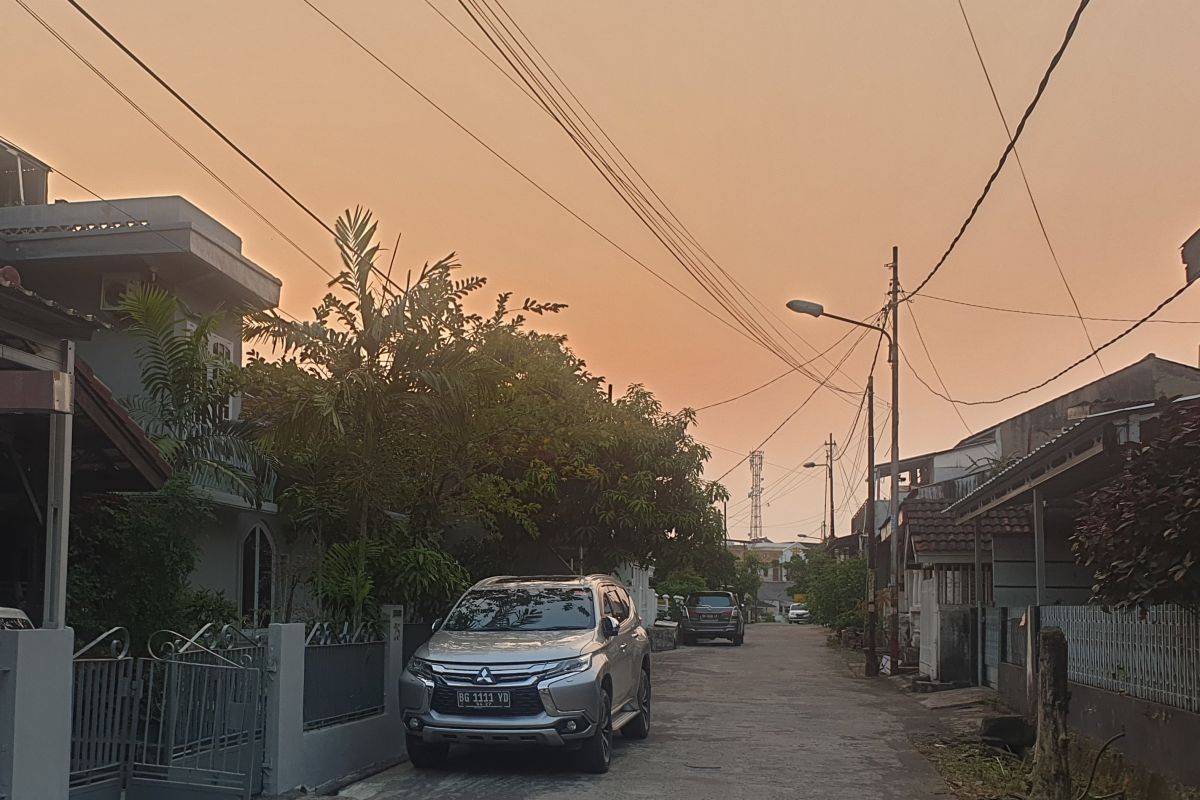 Pemkot Palembang targetkan perbaiki ribuan  lampu penerangan jalan umum