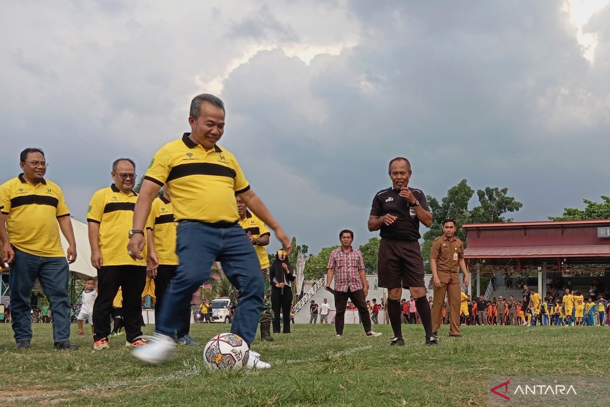 Bupati Tapin ingin turnamen U-14 PT BRE jaring pesebakbola handal Kalsel