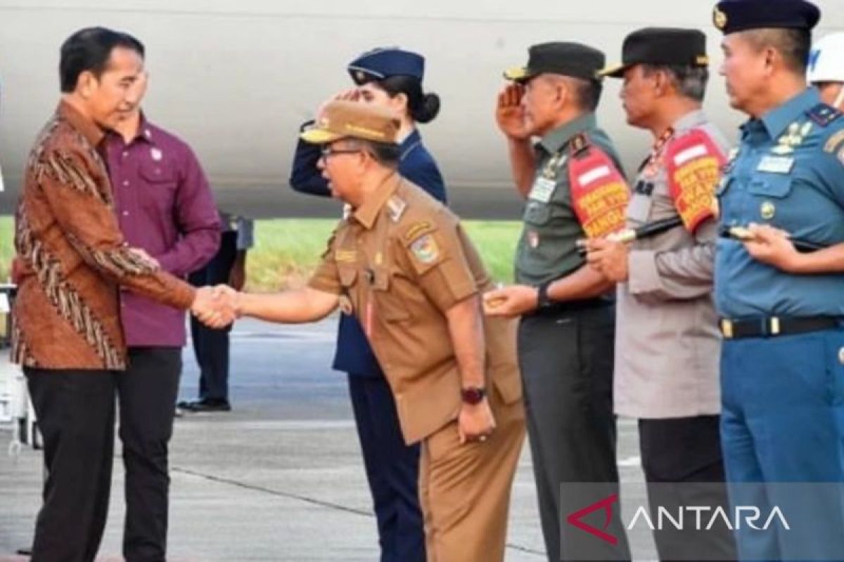 Presiden Jokowi letakan batu pertama mulainya  pembangunan Bandara IKN