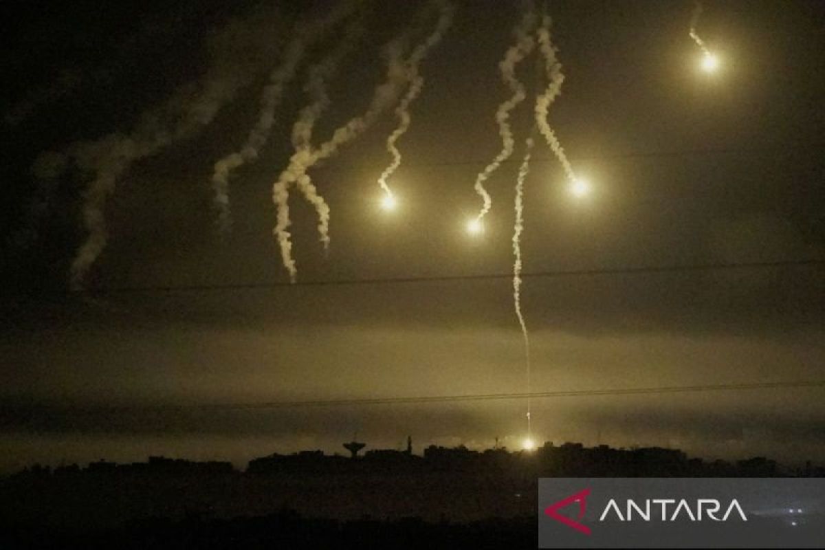 Balas serangan ke Gaza, Houthi Yaman tembakkan rudal ke Israel