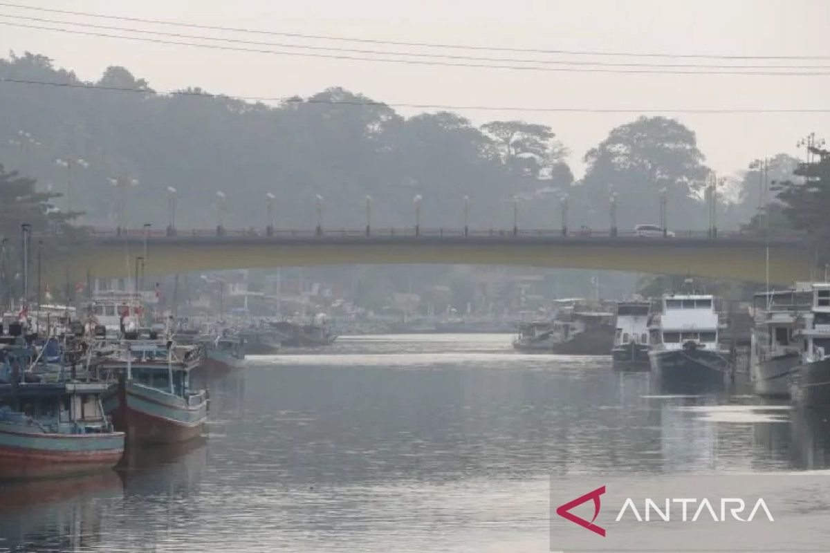 Ombudsman Sumbar minta pemda proaktif antisipasi dampak kabut asap