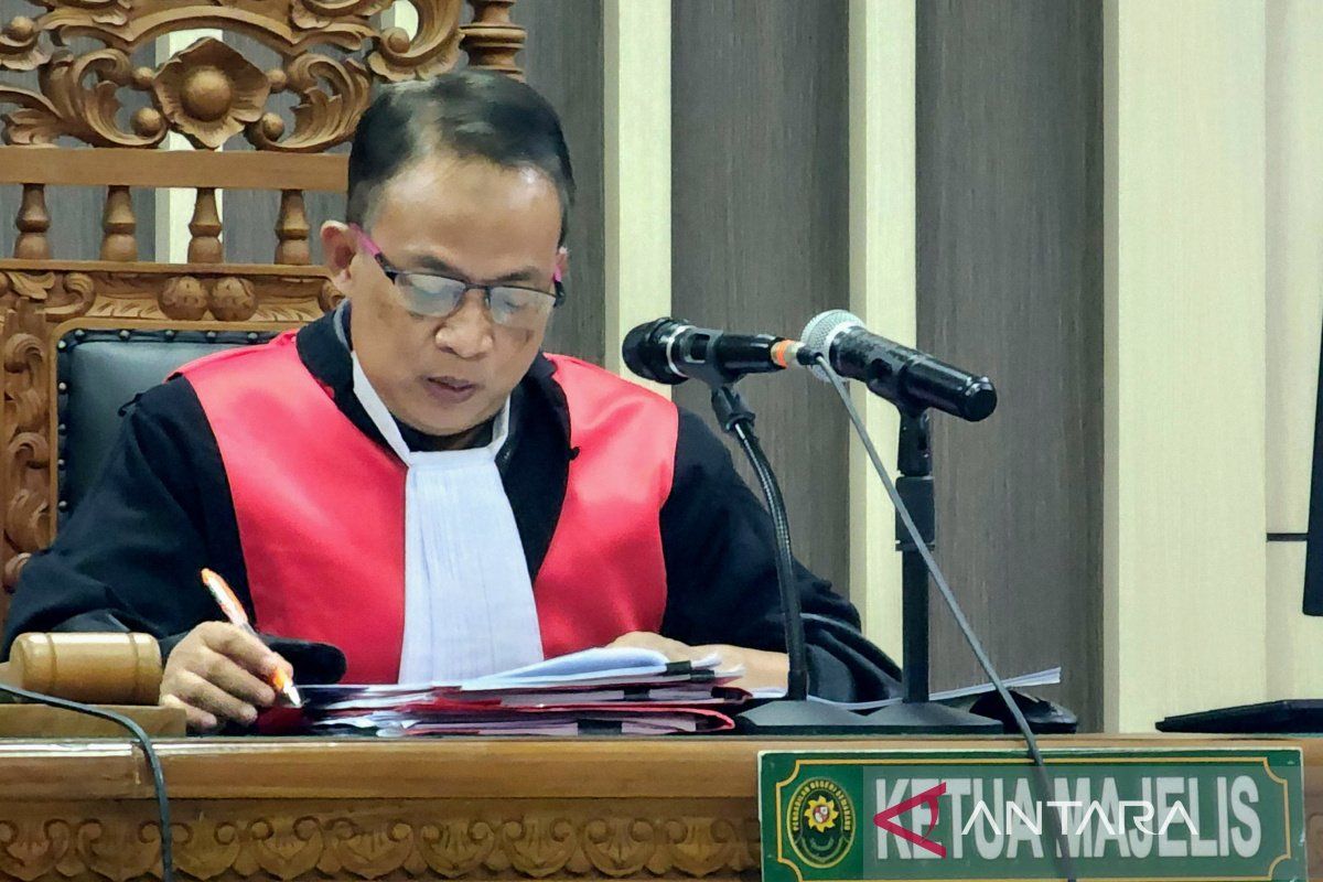 Hakim vonis mantan pejabat penyuap Bupati Pemalang satu tahun