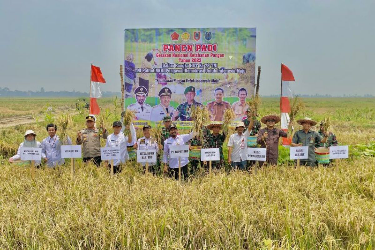 Pemkab HSU laksanakan Gernas ketahanan pangan pada HUT ke-78 TNI