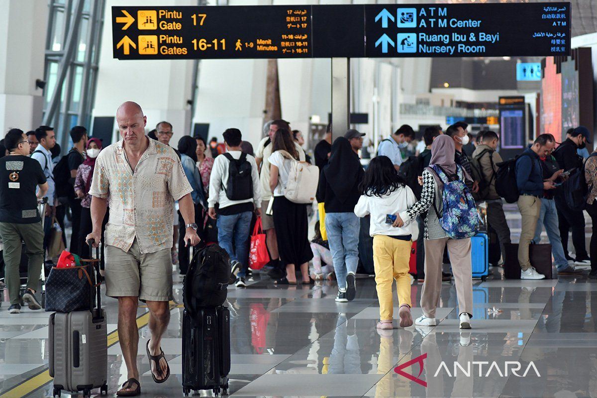 Foreign nationals' arrivals to Indonesia continue to increase