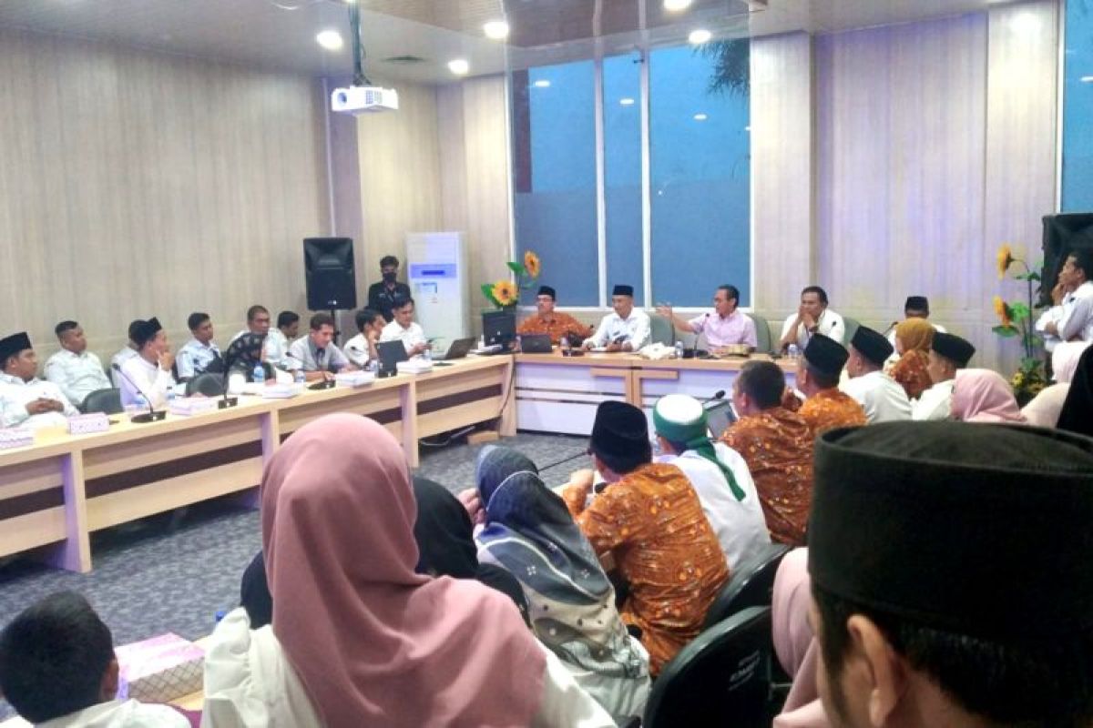 Komisi I DPRD Banten terima aspirasi guru agama Islam