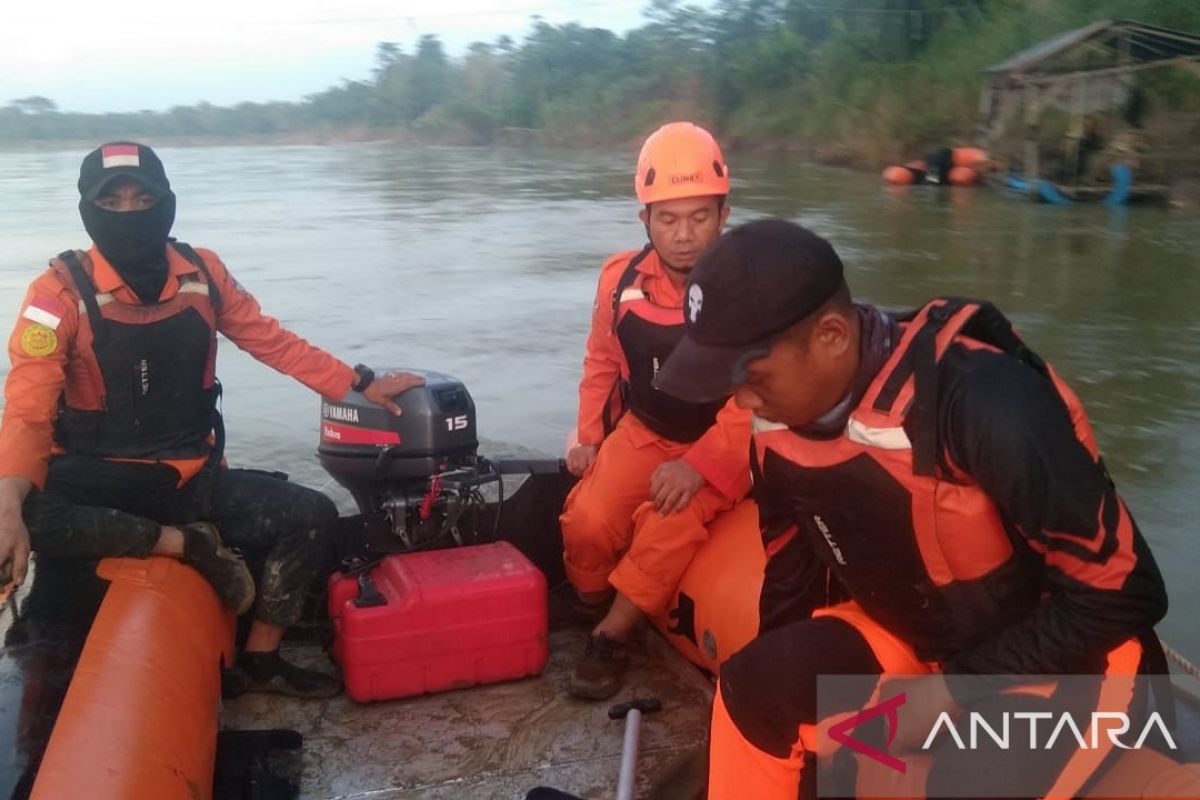 Tim SAR perluas area pencarian santri tenggelam di sungai Aceh Tamiang