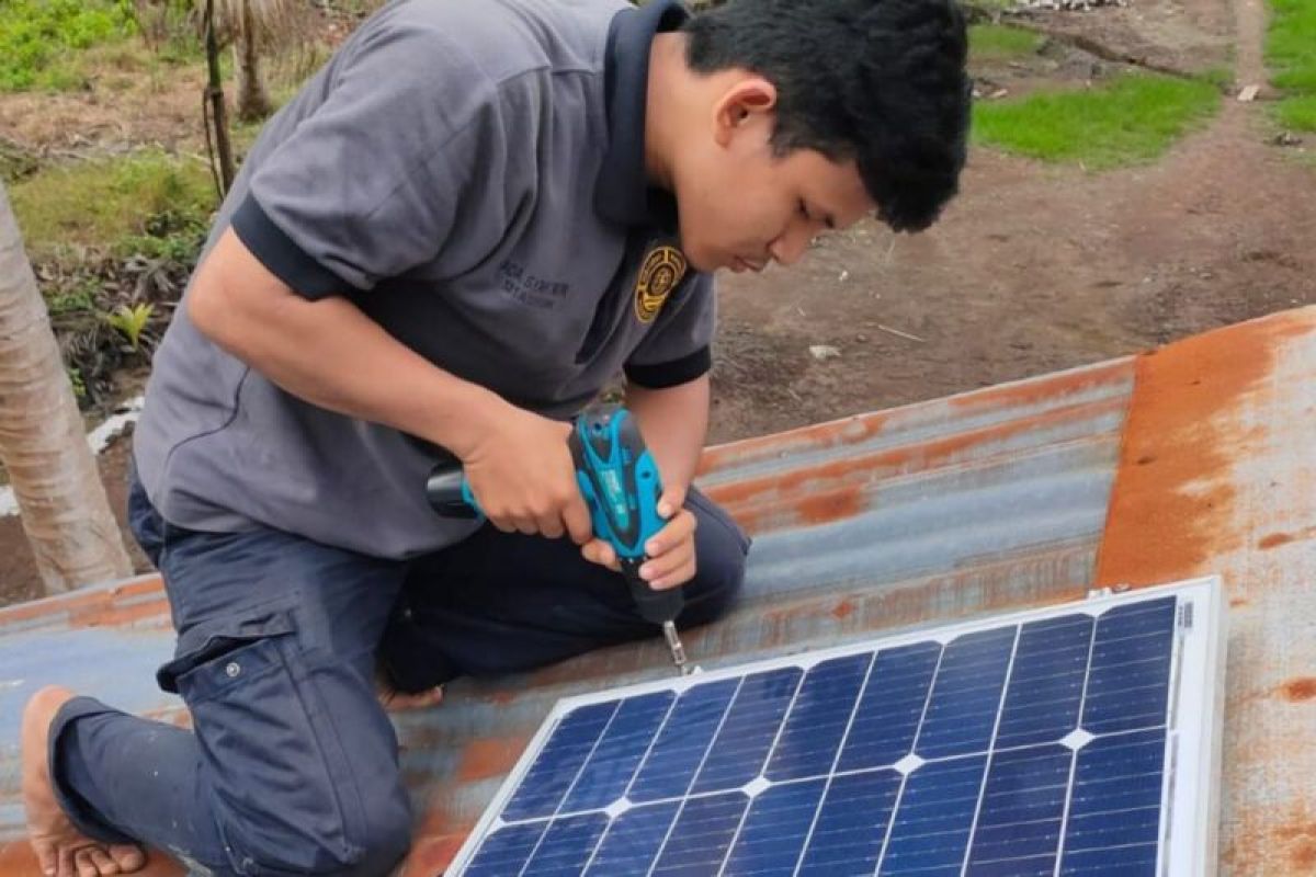 Unja bantu warga Tanjung Jabung Barat bangun PLTS