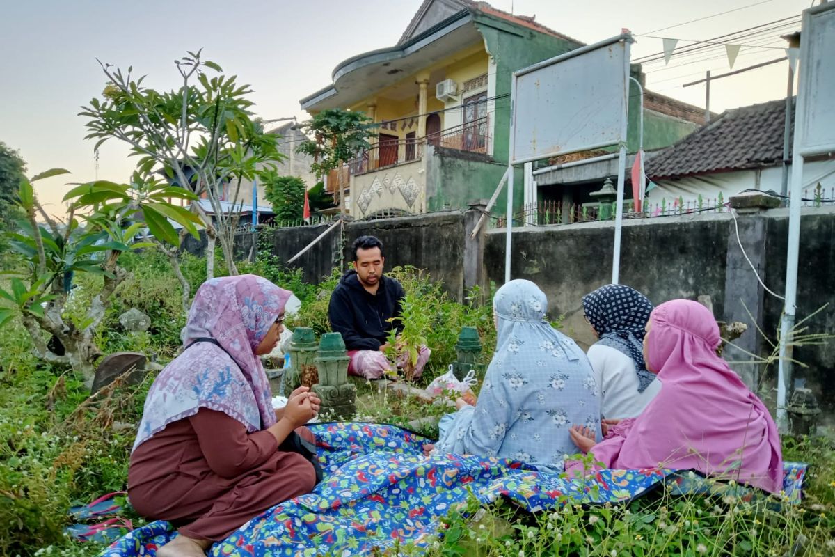 Pemkot Mataram menyiapkan satu hektare lahan pemakaman baru