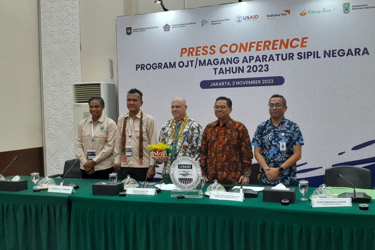 Bappenas-USAID Indonesia selesaikan program magang ASN Papua Barat