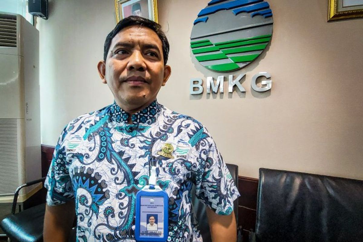 BMKG: Potensi tsunami akibat megathrust di selatan Jawa akan terus ada