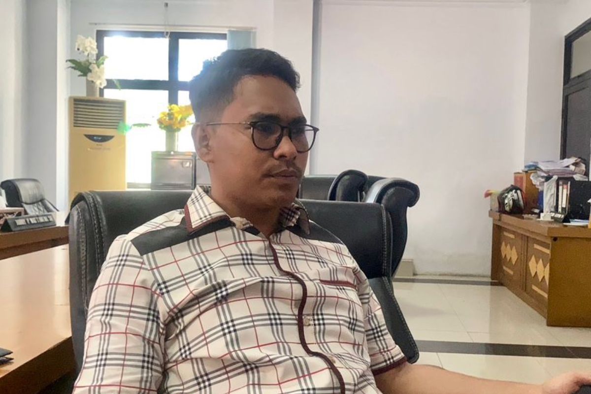 DPRD Ambon minta percepat proses pengerjaan jalan di terminal mardika