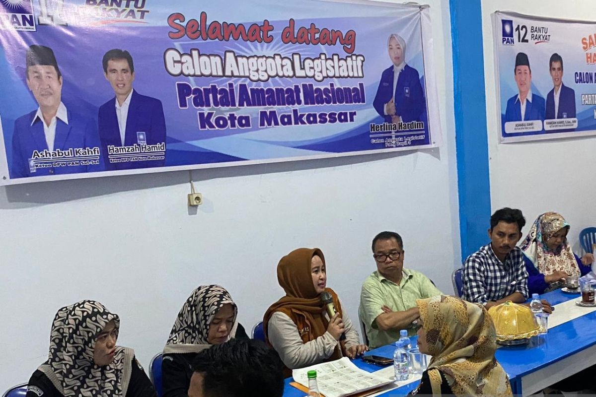 KPU Kota Makassar sosialisasi PKPU tentang kampanye pemilu di depan bacaleg