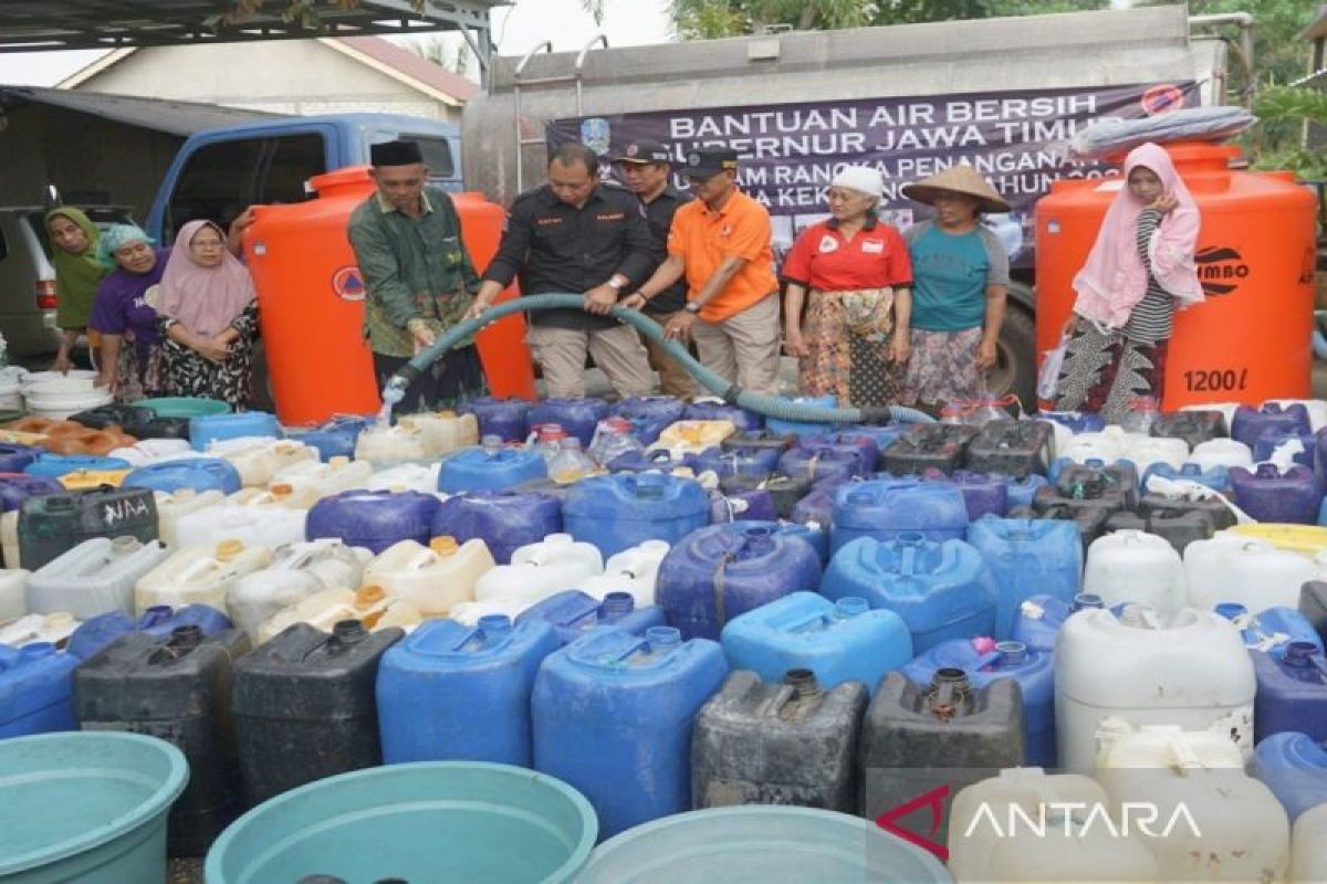 BPBD Jatim salurkan bantuan air bersih di Dusun Sambas Bangkalan