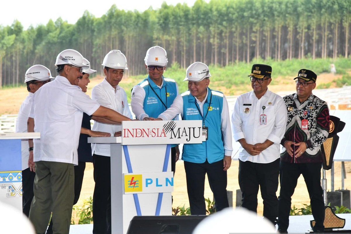 Presiden Jokowi groundbreaking pembangunan PLTS PLN 50 MW di IKN Nusantara, Hadirkan 100 persen energi bersih
