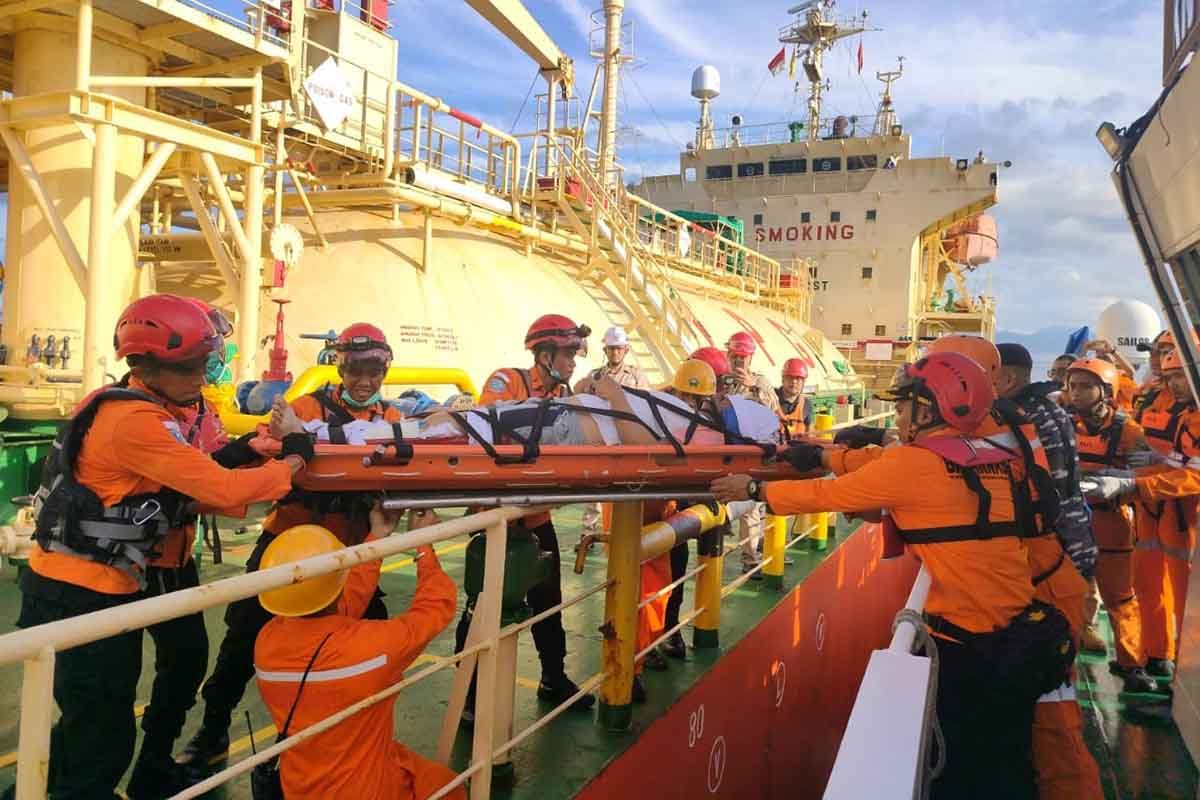 Basarnas Aceh evakuasi ABK kapal tanker Korea yang jatuh dari buritan