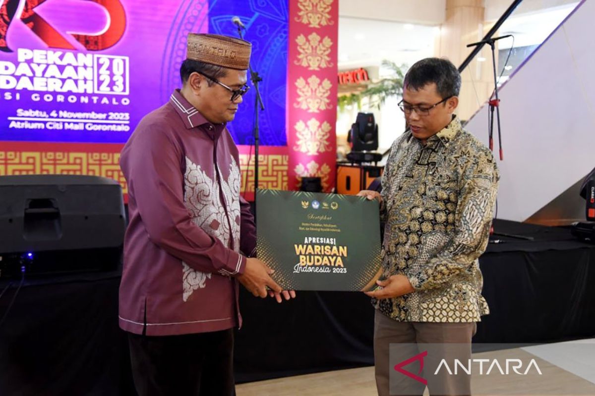 Gorontalo menerima lima sertifikat Warisan Budaya Tak Benda