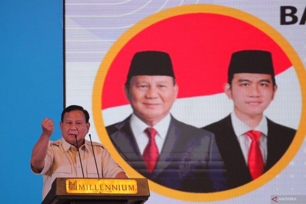 Pengamat nilai pola komunikasi Prabowo lebih cair, berjoget jadi nilai plus