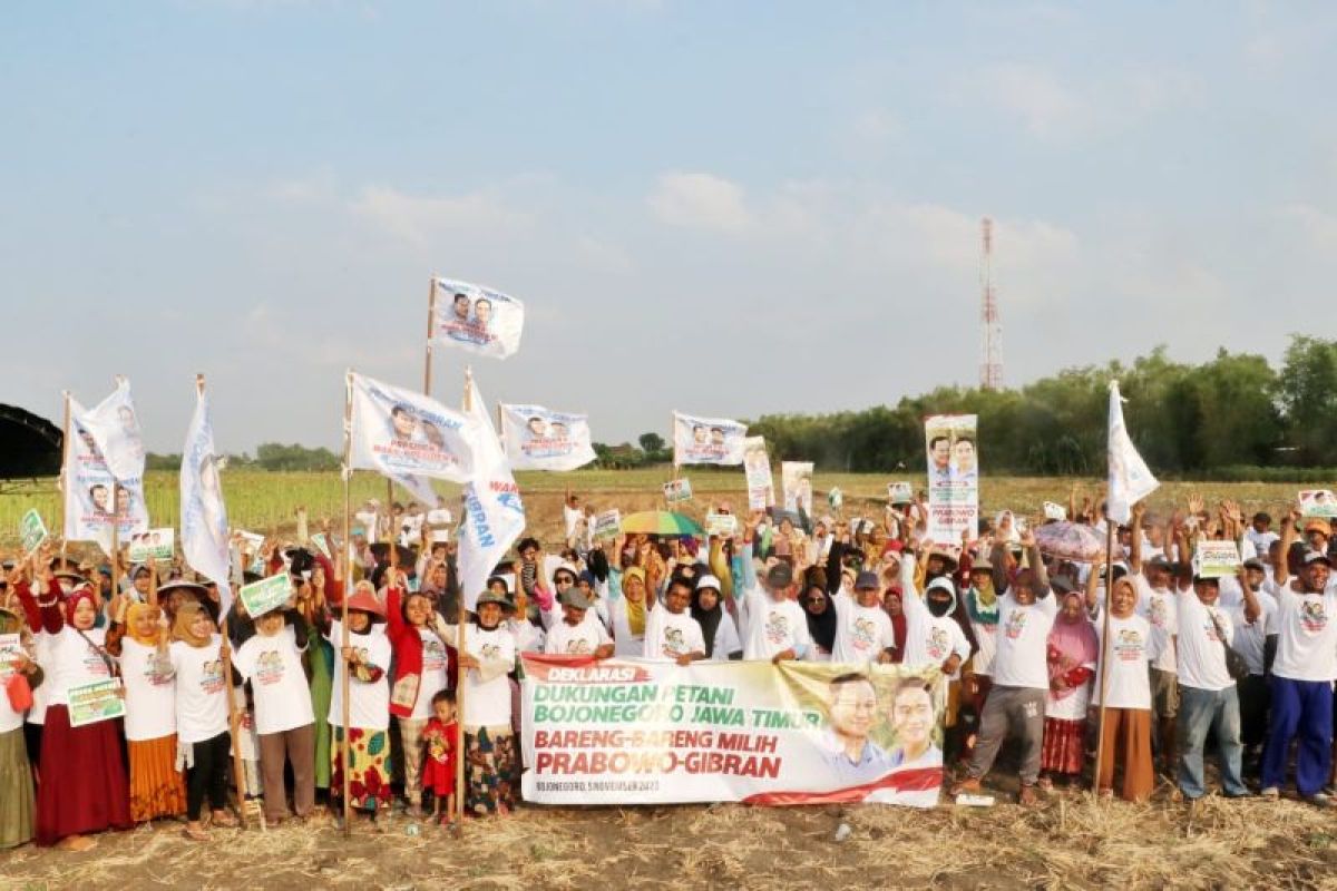 Ratusan petani Bojonegoro deklarasi dukung Prabowo-Gibran