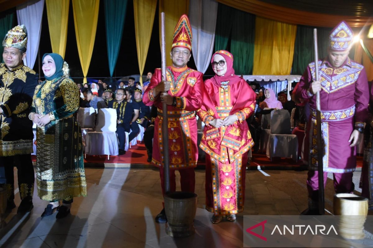 Pj bupati Aceh Tengah hadiri pembukaan PKA 8 dan pastikan kesiapan kontingen