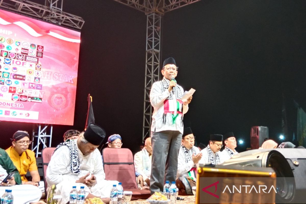 Mahfud pimpin doa untuk warga Palestina di Ponpes Minggir