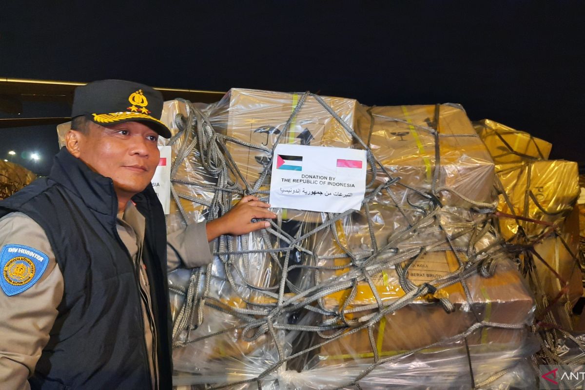 Polri lepas 26,5 ton bantuan Palestina melalui Bandara Soetta