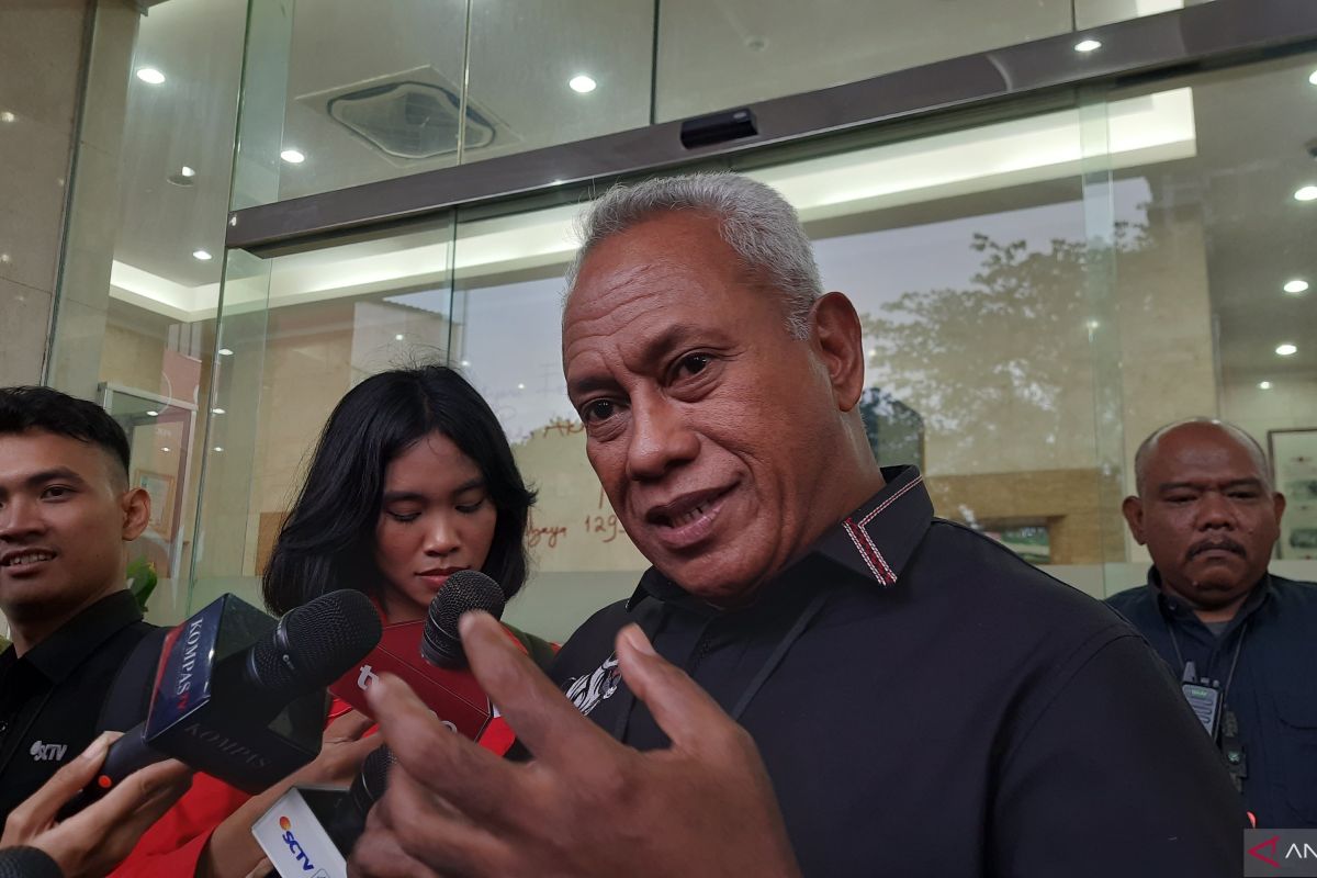 PDIP: Bobby dilema dukung Prabowo-Gibran atau tetap di PDIP