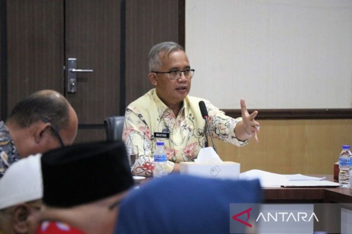 Pj Wali Kota Singkawang gerakkan OPD memaksimalkan penyerapan anggaran