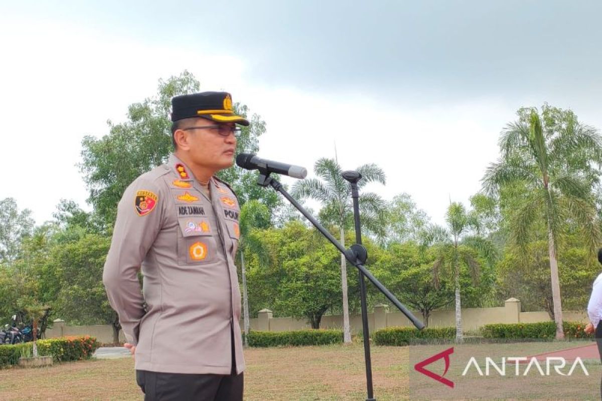 Kapolres Bangka Barat minta personel bersikap netral jaga pemilu