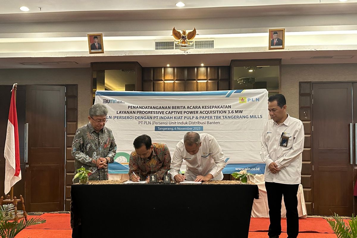 PLN Banten teken kesepakatan akuisisi pembangkit PT Indah Kiat