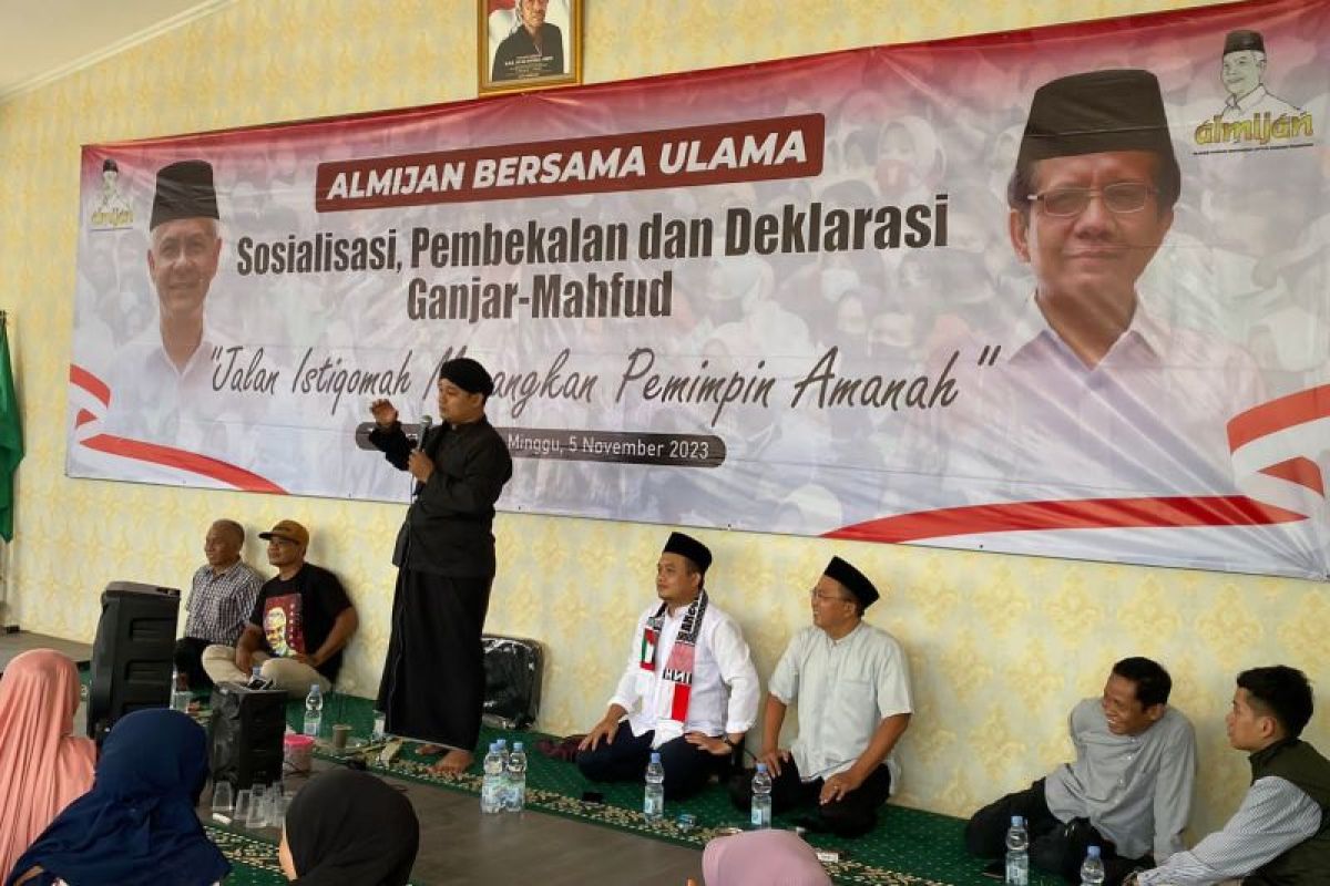 Indonesia harus jadi inisiator perdamaian Palestina dan Israel, kata Ganjar