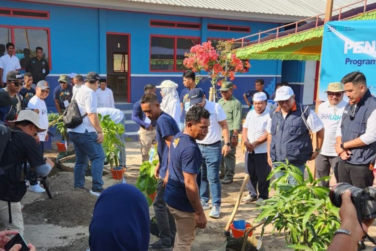 ASDP dukung program TJSL Tana Lino Lestari II Pulau Komodo Labuan Bajo