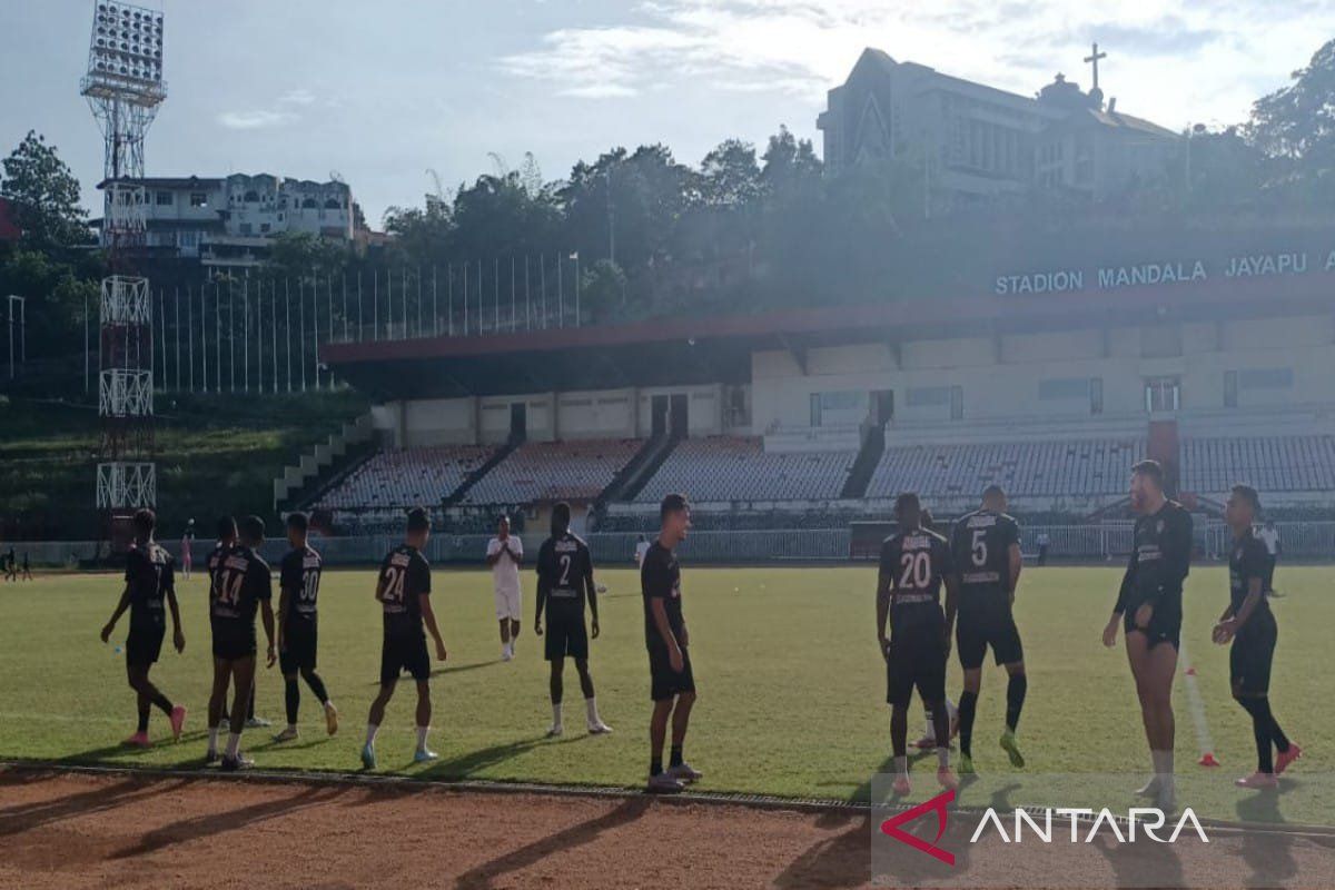 Kalteng Putra antisipasi permainan cepat pemain muda Persewar Waropen