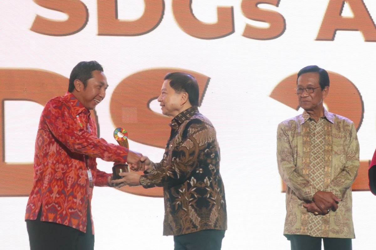 Pemprov Bali raih penghargaan Provinsi Terbaik I pada Indonesia's SDGs Award 2023 dari Kementerian PPN/Bappenas