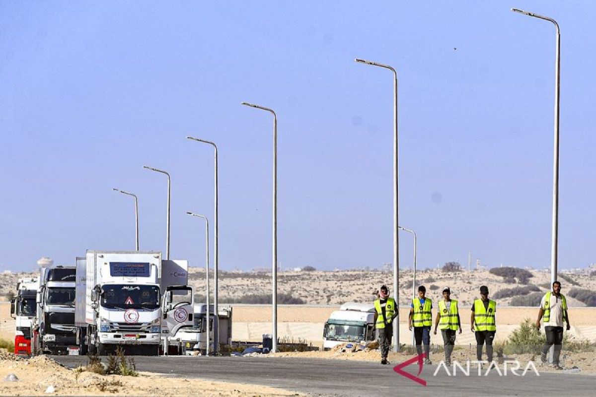 65 truk bantuan kemanusiaan masuki Kota Gaza dan Gaza utara