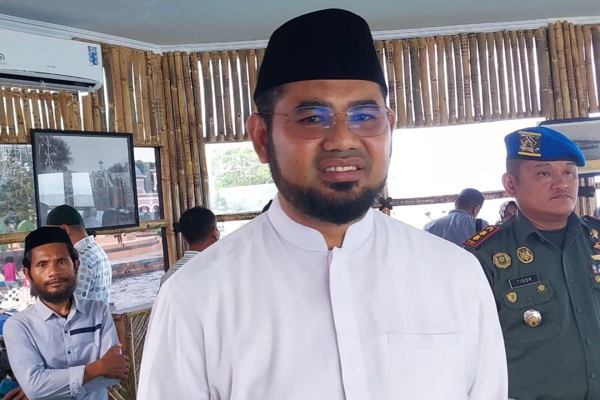 Gubernur Maluku Utara tunjuk  Bassam Kasuba jadi  Plt Bupati Halsel