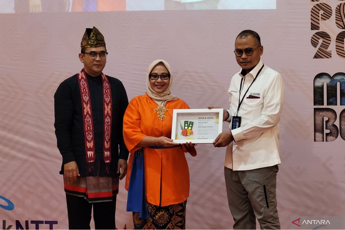 LKBN ANTARA meraih Penghargaan Pentahelix dari Universitas Indonesia