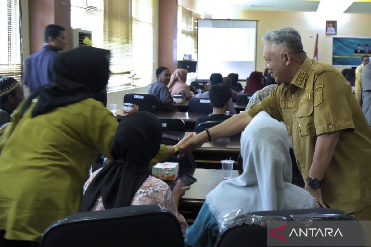 Pemkab Bangka Barat salurkan dana hibah Rp900 juta untuk tempat ibadah