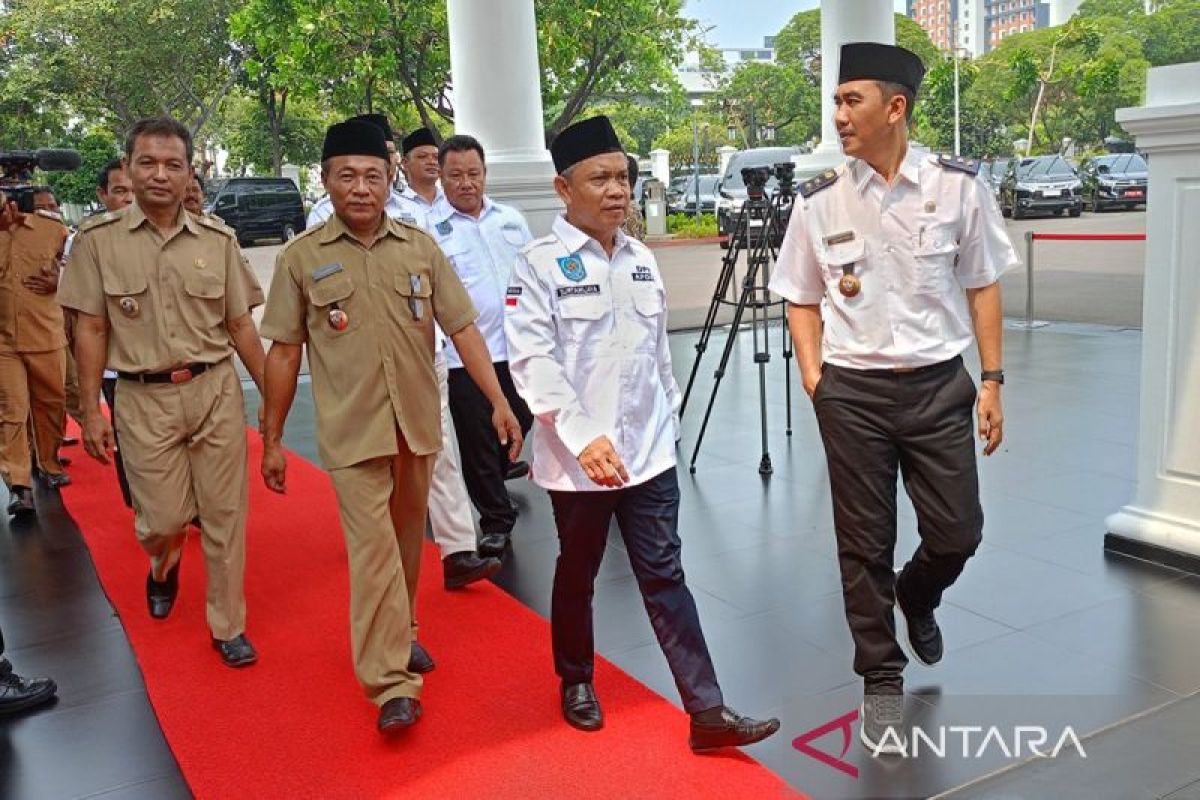 Sejumlah perwakilan kepala desa temui Jokowi bahas revisi UU Desa