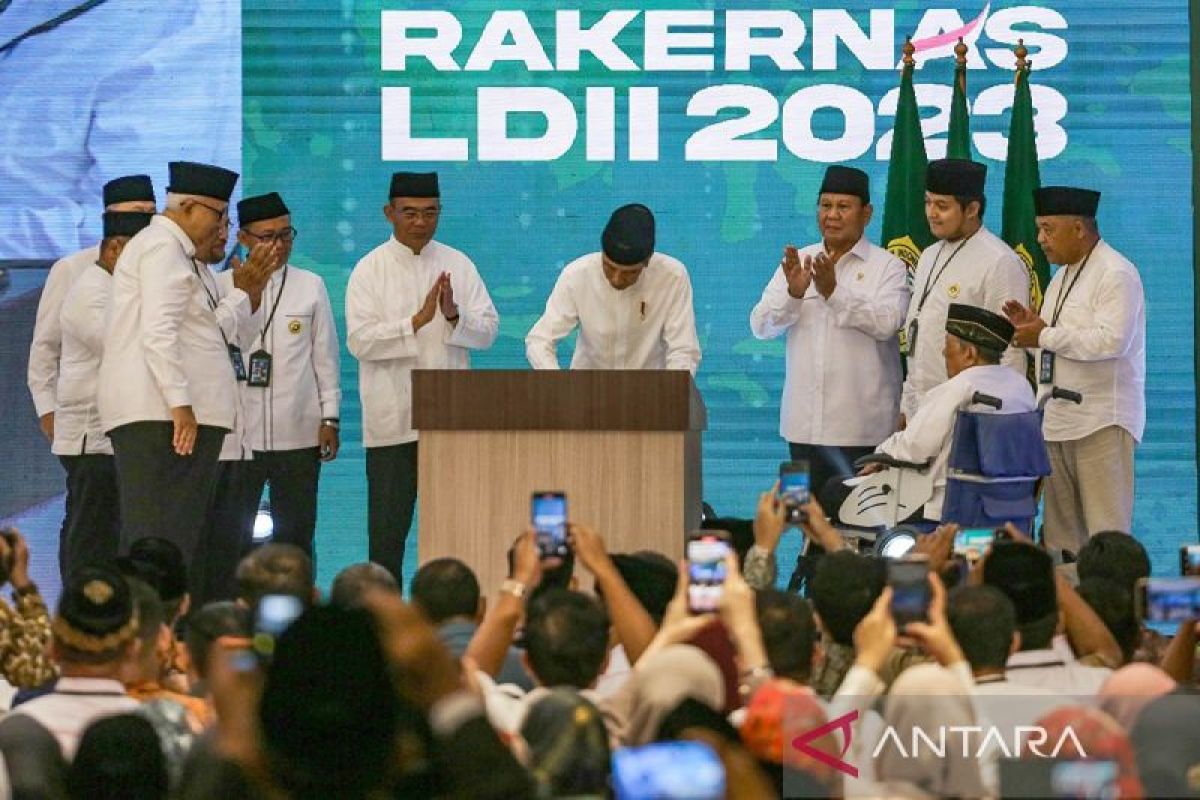 Presiden bicara kepemimpinan kuat dan singgung sosok Prabowo