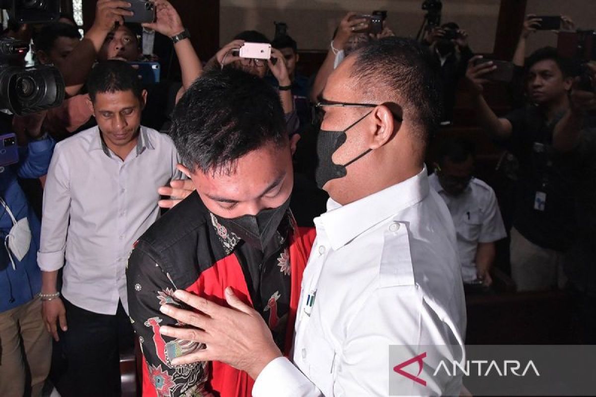 Hukum kemarin, Sidang Rafael Alun hingga kasus korupsi BTS Kominfo