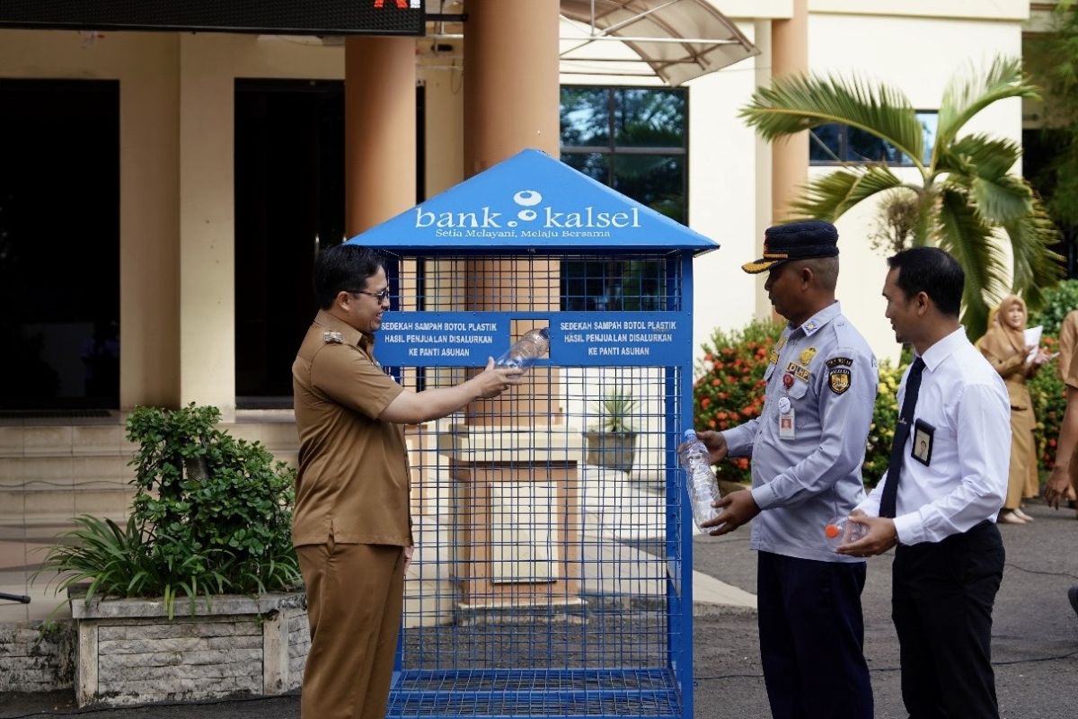 Pemkab HST luncurkan gerakan sedekah sampah