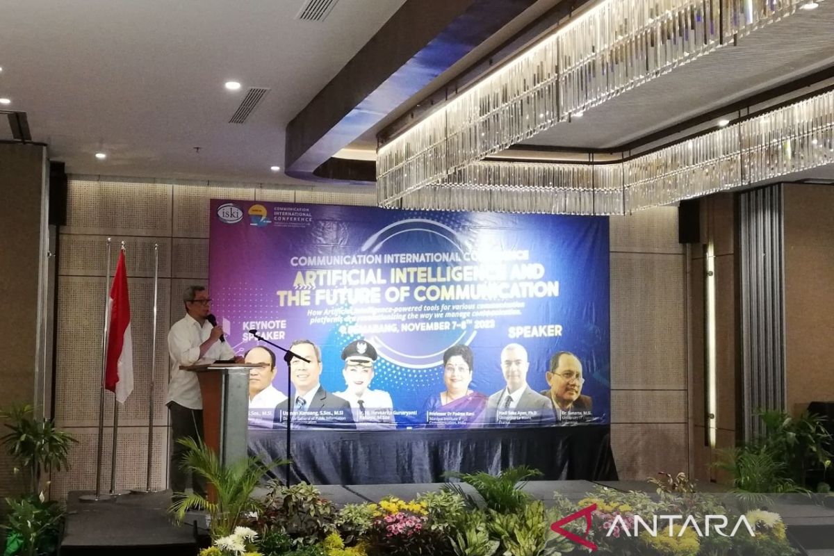 Ratusan ilmuwan komunikasi berkumpul di Semarang bahas kecerdasan buatan