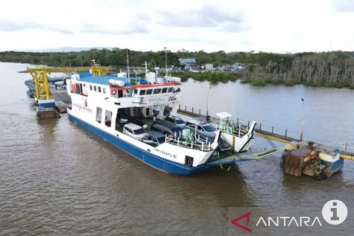 Jumlah penumpang ferry di Batulicin meningkat saat libur akhir tahun