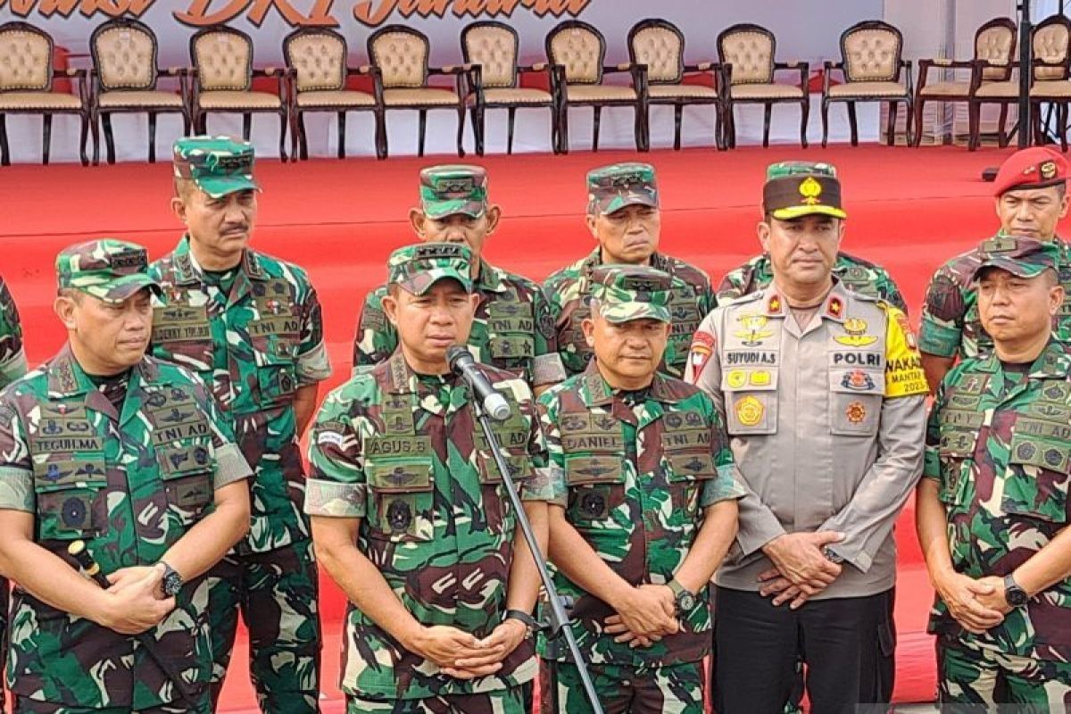 KSAD Jenderal TNI Agus Subiyanto pimpin apel gelar pasukan pengamanan Pemilu Damai 2024