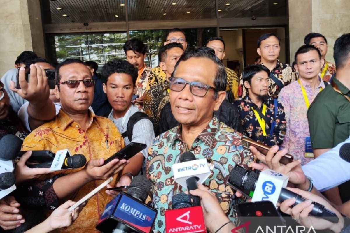 Mahfud MD bilang putusan MKMK untuk Anwar Usman di luar ekspektasi