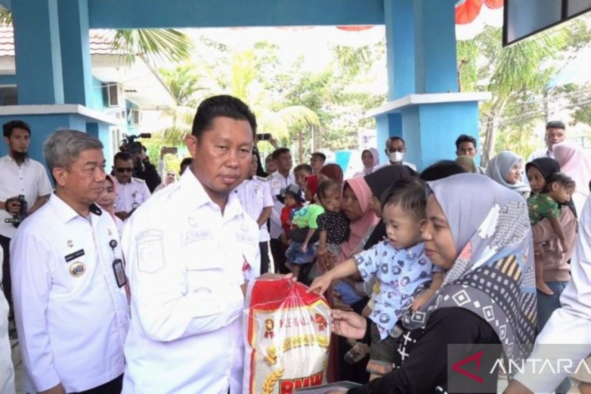 Pemkot Kendari berikan bantuan stunting Rp44,4 juta ke 111 anak baduta