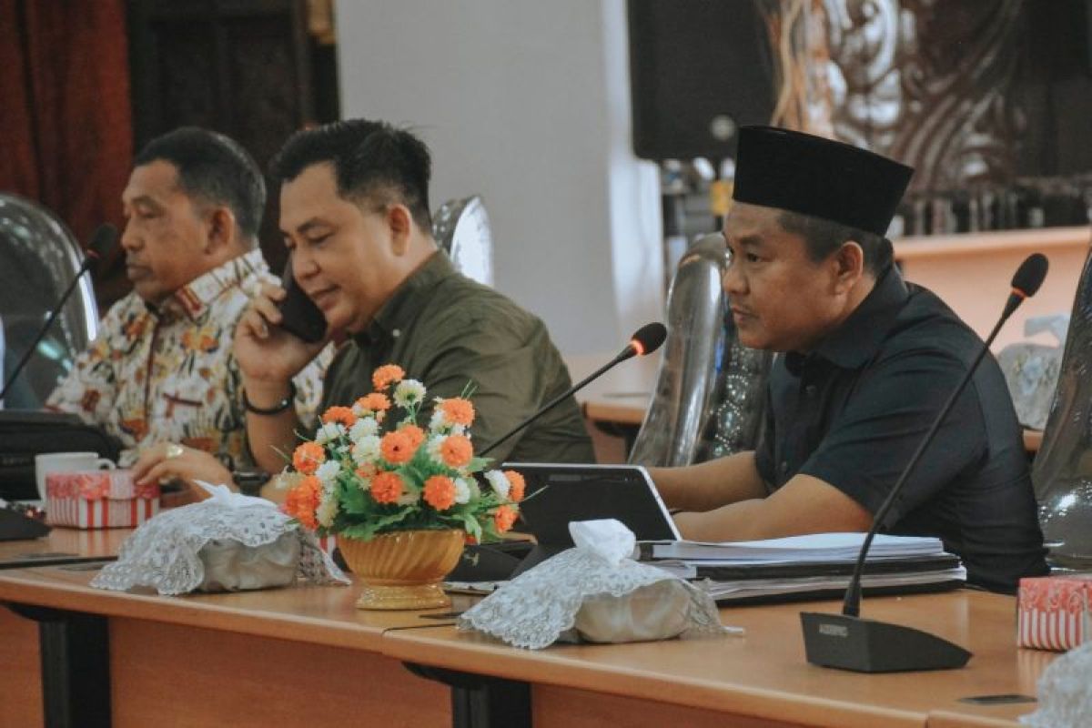 Rapat APBD Banggar DPRD HSS pastikan anggaran sesuai kebutuhan masyarakat