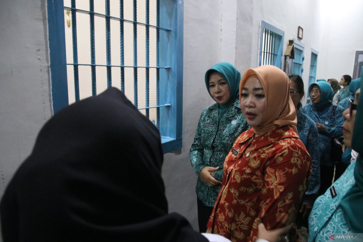 TP PKK Kalbar berikan pendampingan kepada warga binaan lapas Perempuan