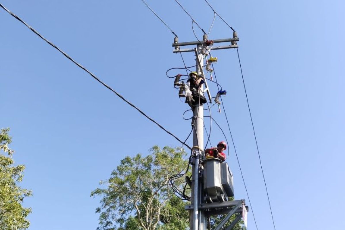 PLN hadirkan listrik 24 jam di 6 dusun terpencil Kabupaten Wajo