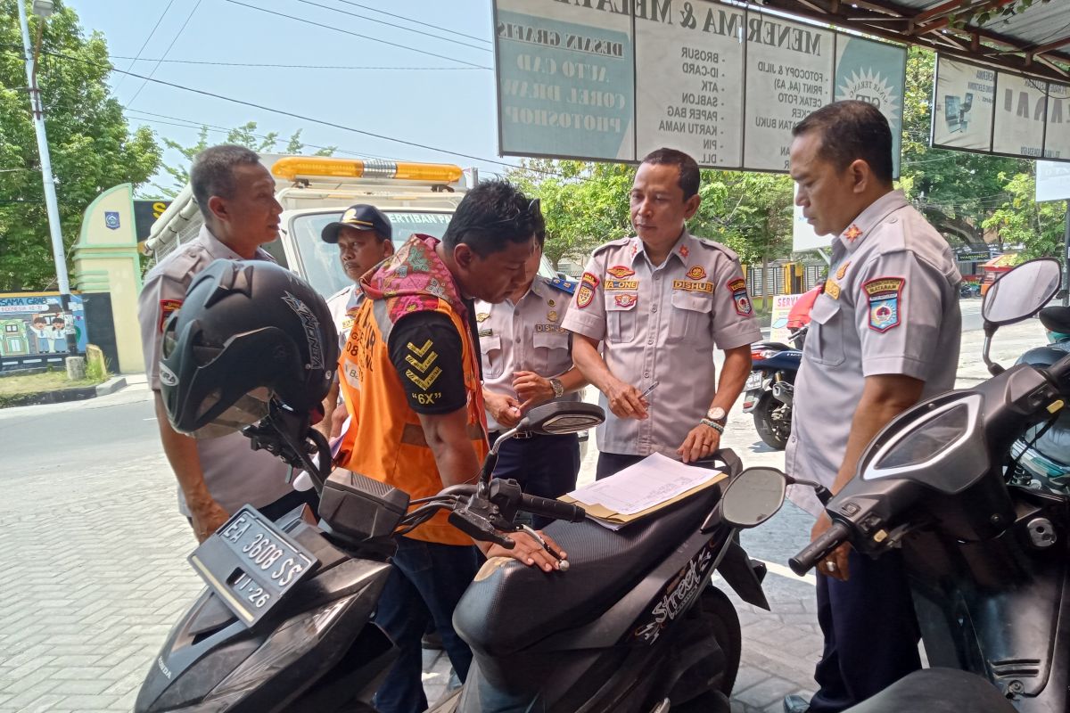 Dishub Mataram menyiapkan layanan pelindung kendaraan parkir